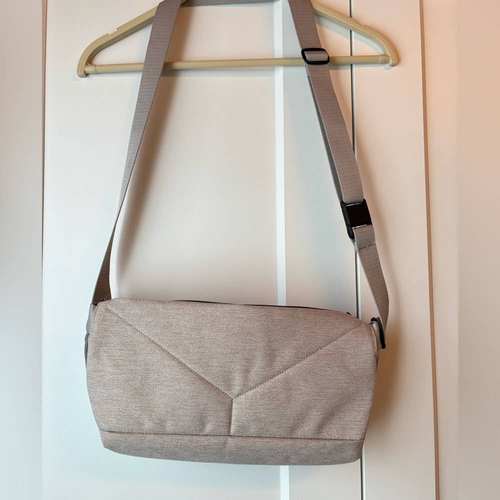 Bellroy Tan Crossbody Bag
